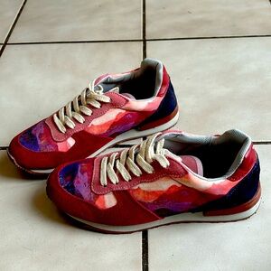 Inkkas premier jogger shoes size 9